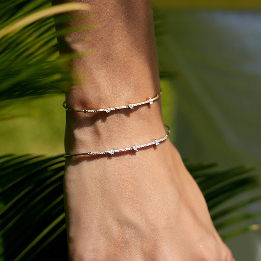 0,32 Carat Diamond Pear Bangle