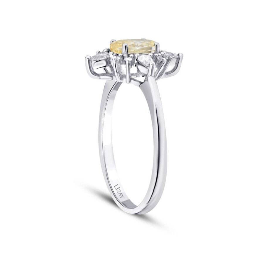 2,04 Carat Diamond Fancy Ring