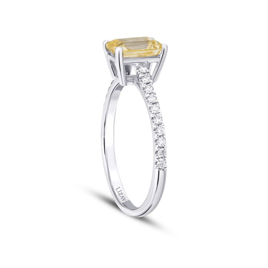 1,76 Carat Diamond Fancy Ring
