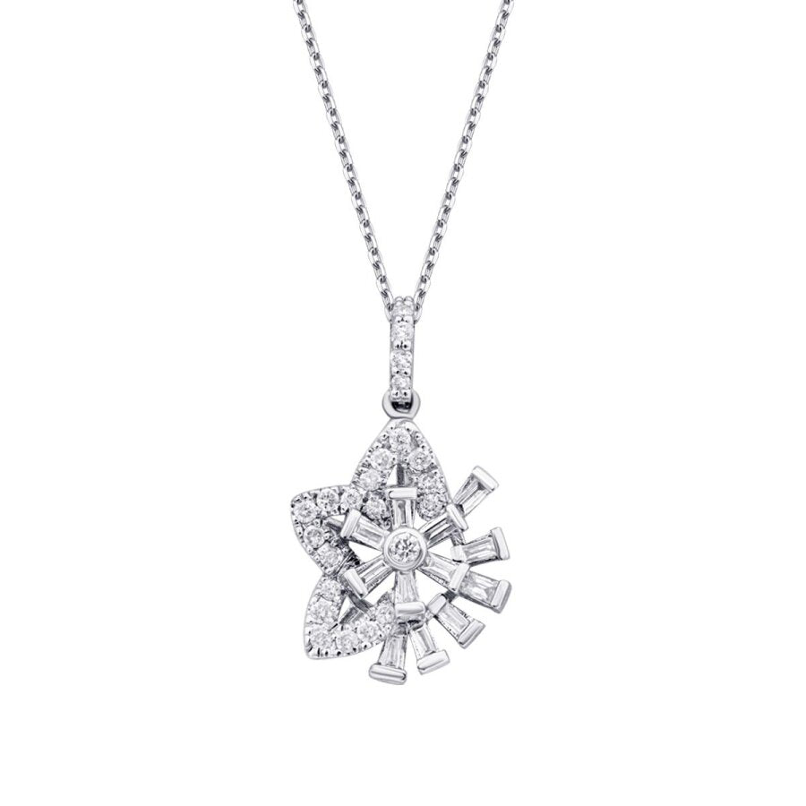 0,23 Carat Diamond Baguette Star Necklace