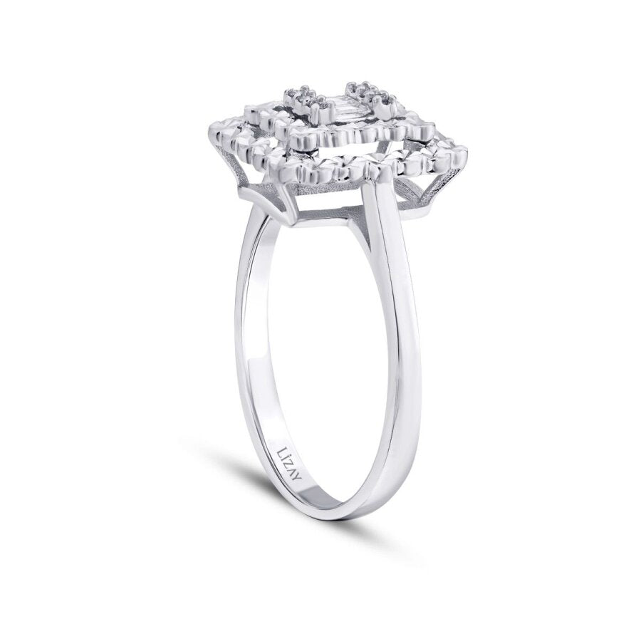 0,08 Carat Diamond Baguette Ring