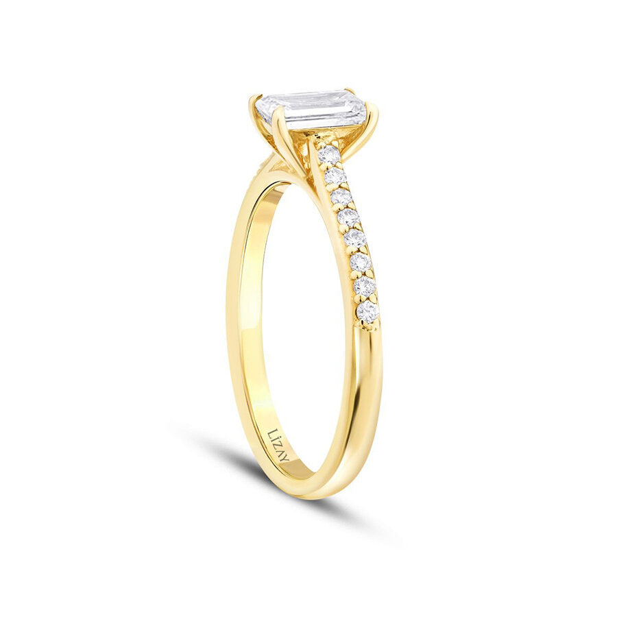 0,65 Carat Diamond Emerald Solitaire Engagement Ring