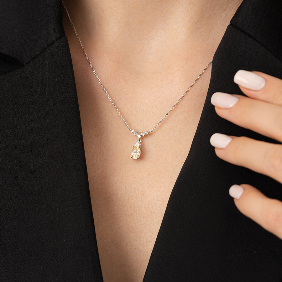 1.33 Carat Diamond Fancy Necklace