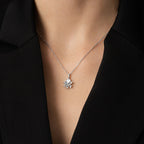 0,33 Carat Diamond Baguette Necklace