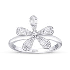 0,23 Carat Diamond Baguette Flower Ring