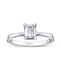 0,70 Carat Diamond Emerald Solitaire Engagement Ring