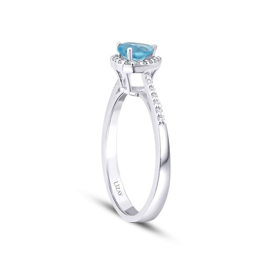 0,67 Carat Diamond Blue Topaz Heart Ring