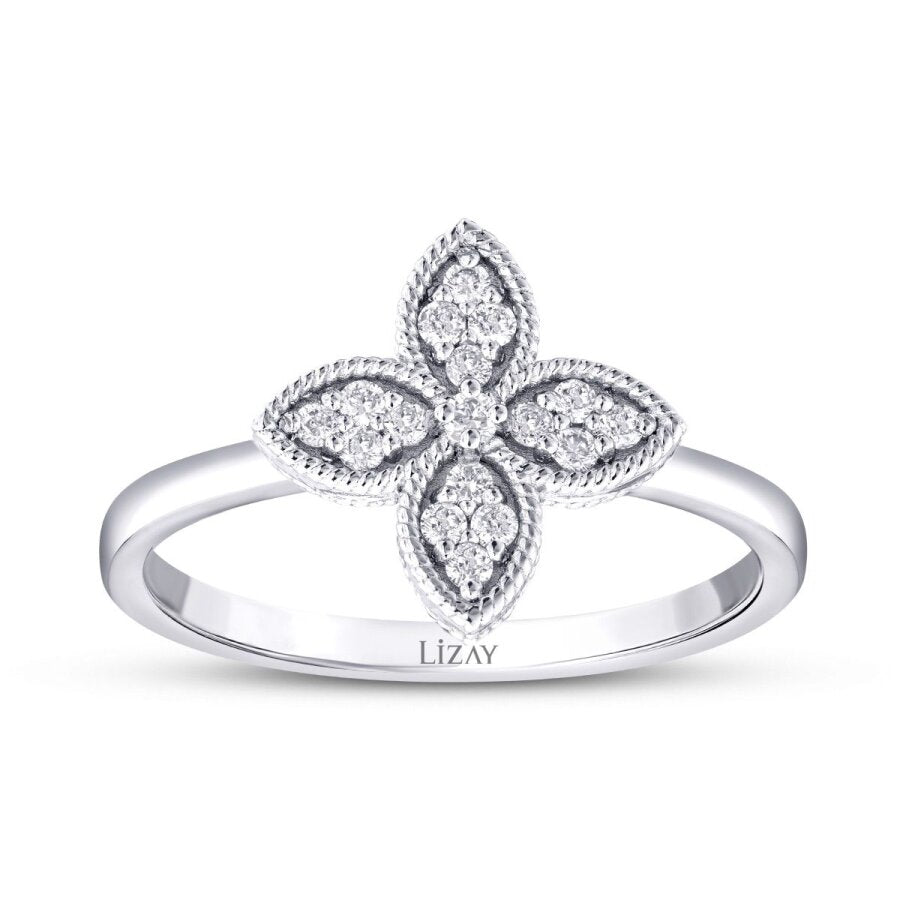 0,15 Carat Diamond Clover Ring