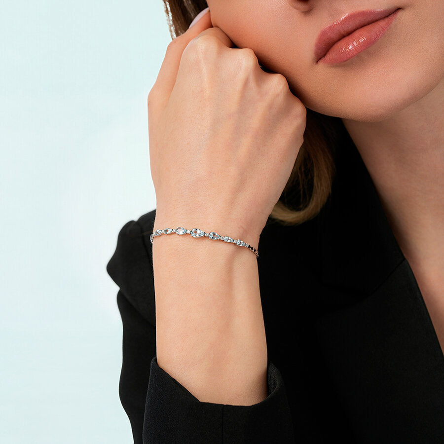 1,99 Carat Diamond Aquamarine Pear Bracelet