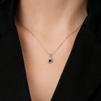 0,38 Carat Diamond Sapphire Necklace
