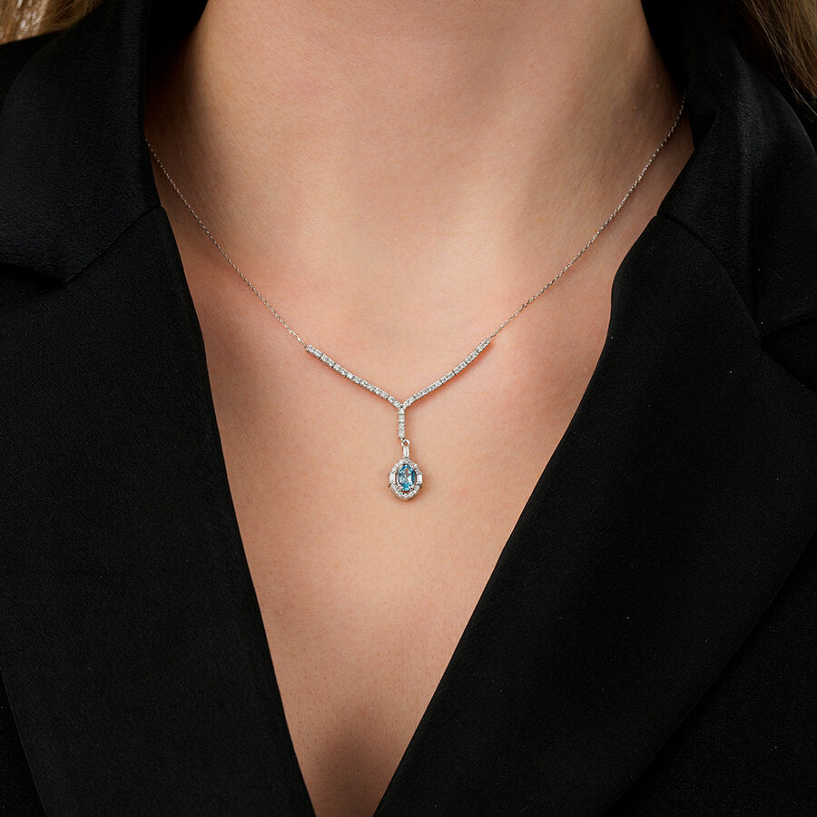 0,98 Carat Diamond Blue Topaz Baguette Necklace