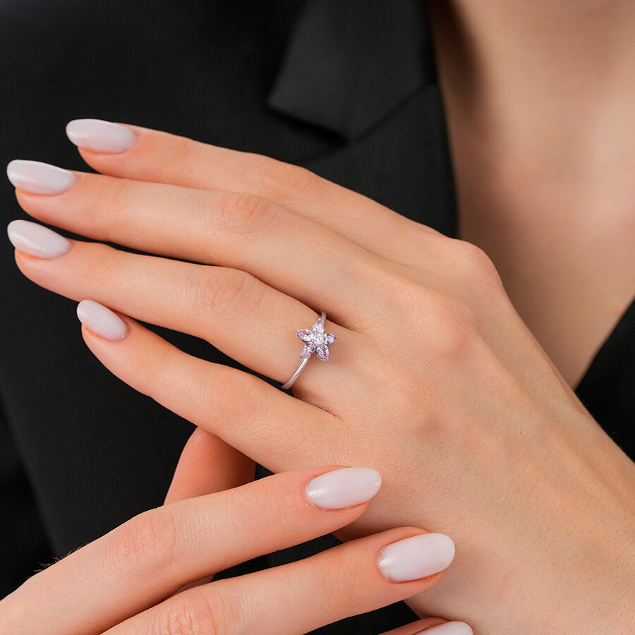 0,56 Carat Diamond Pink Sapphire Flower Ring