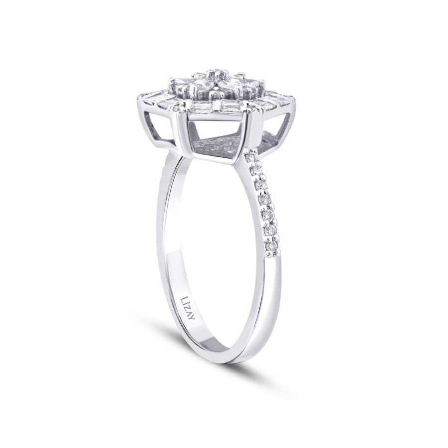 0,43 Carat Diamond Baguette Flower Ring