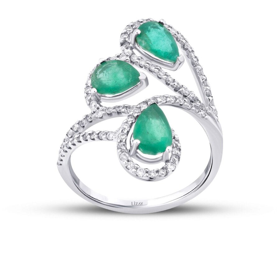 2,35 Carat Diamond Pear Emerald Ring