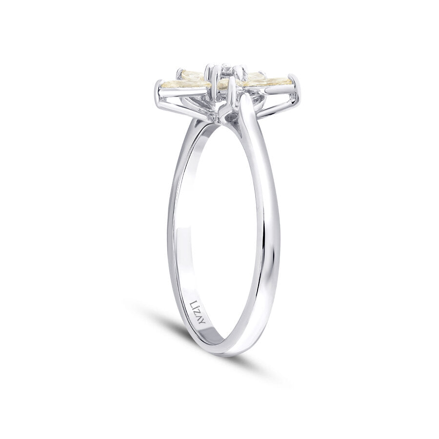 0,64 Carat Diamond Marquise Fancy Ring