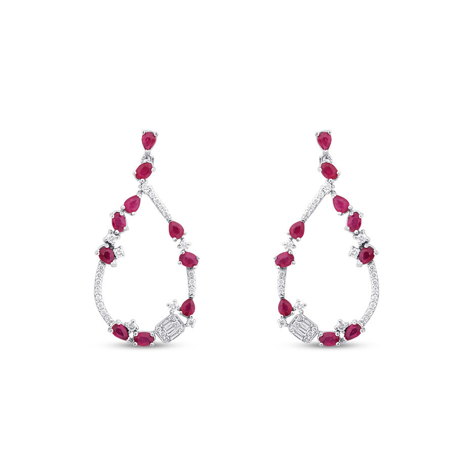 1,75 Carat Diamond Pear Ruby Trend Earrings