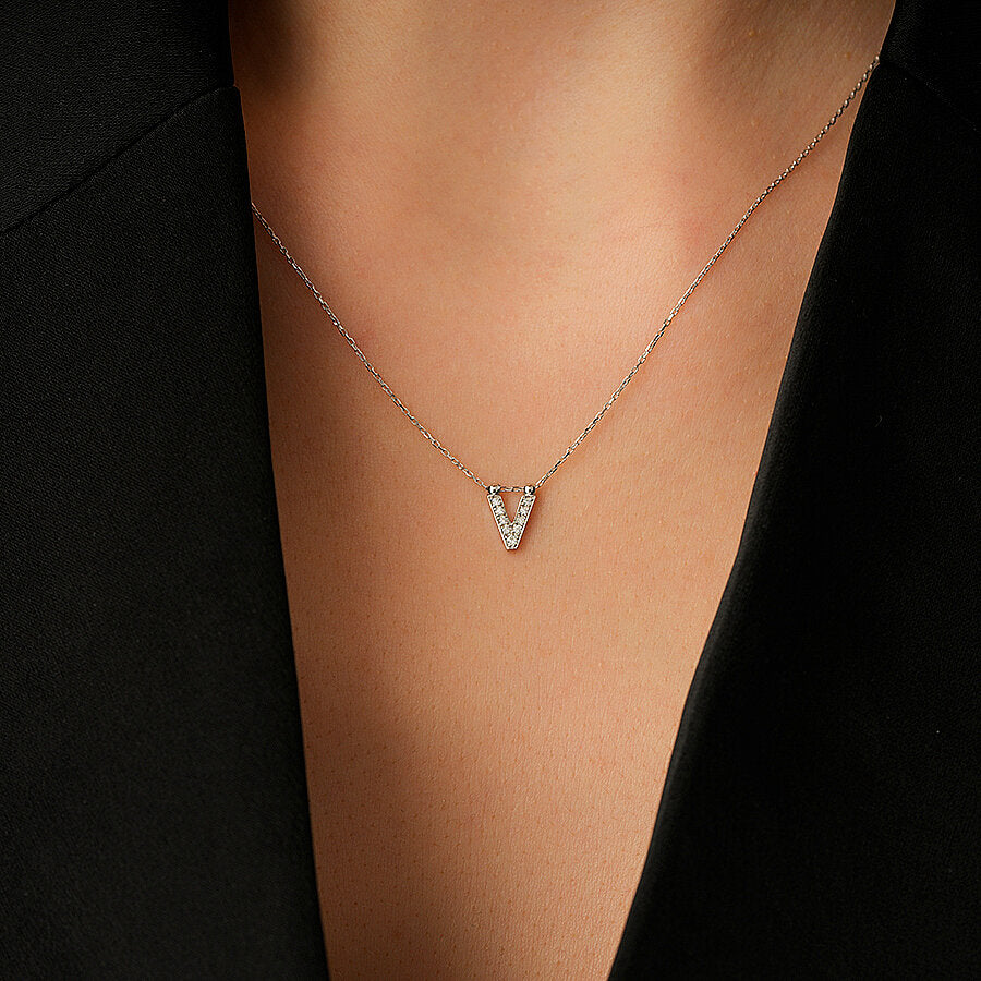 0,04 Carat Diamond V Letter Necklace