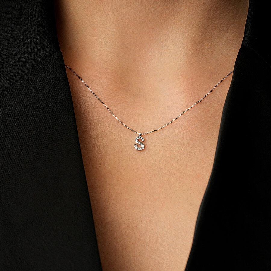 0,08 Carat Diamond S Letter Necklace