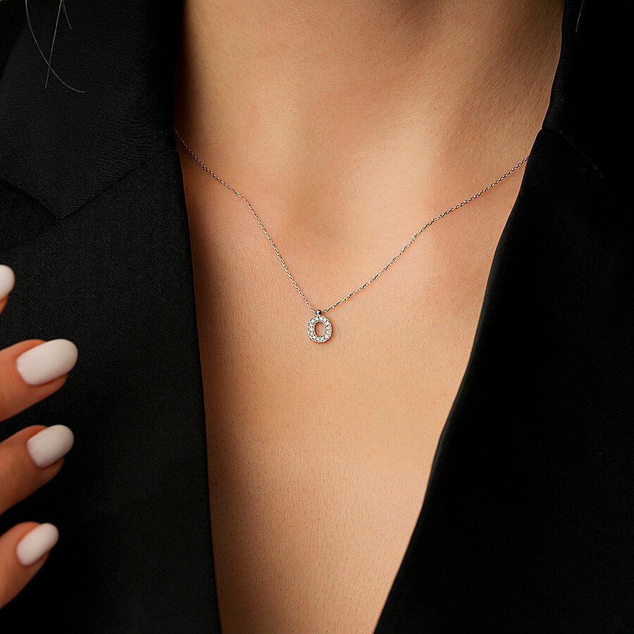 0,05 Carat Diamond O Letter Necklace