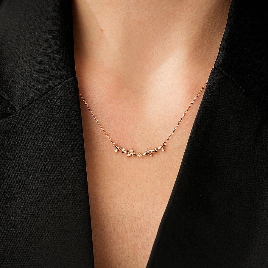 0,10 Carat Diamond Round Stone Necklace