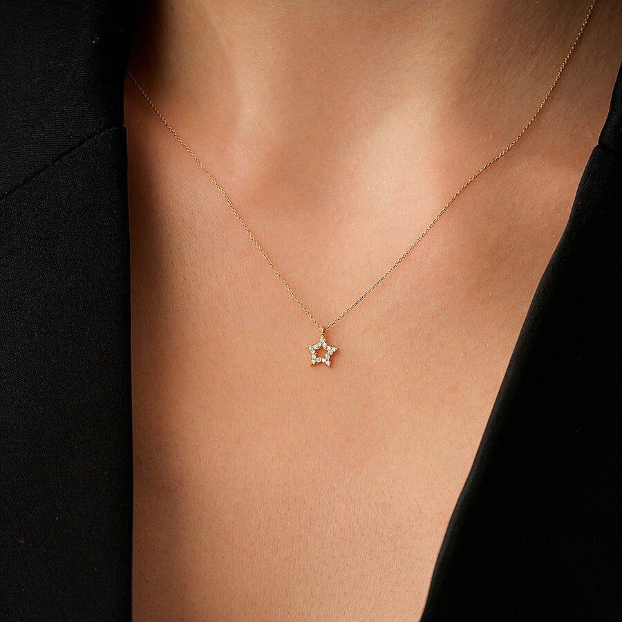 0,07 Carat Diamond Star Necklace