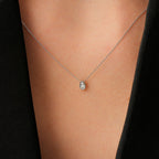 0,06 Carat Diamond Round Stone Pear Necklace