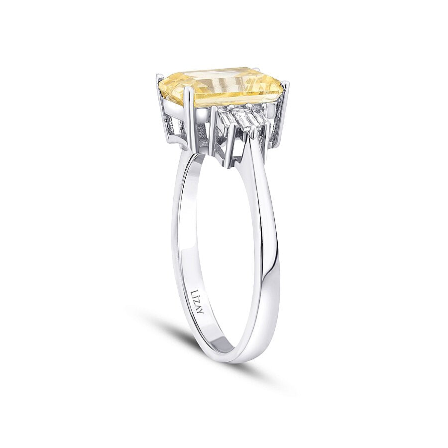 4,06 Carat Diamond Fancy Square Ring