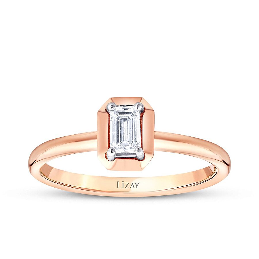 0,30 Carat Diamond Emerald Solitaire Ring