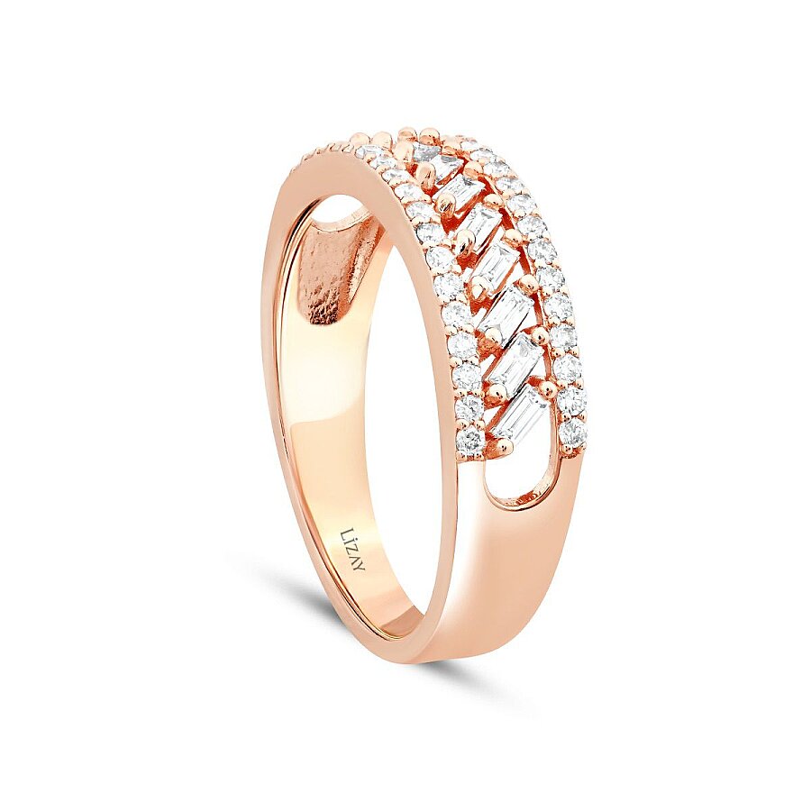 0,45 Carat Diamond Baguette Detailed Trend Ring