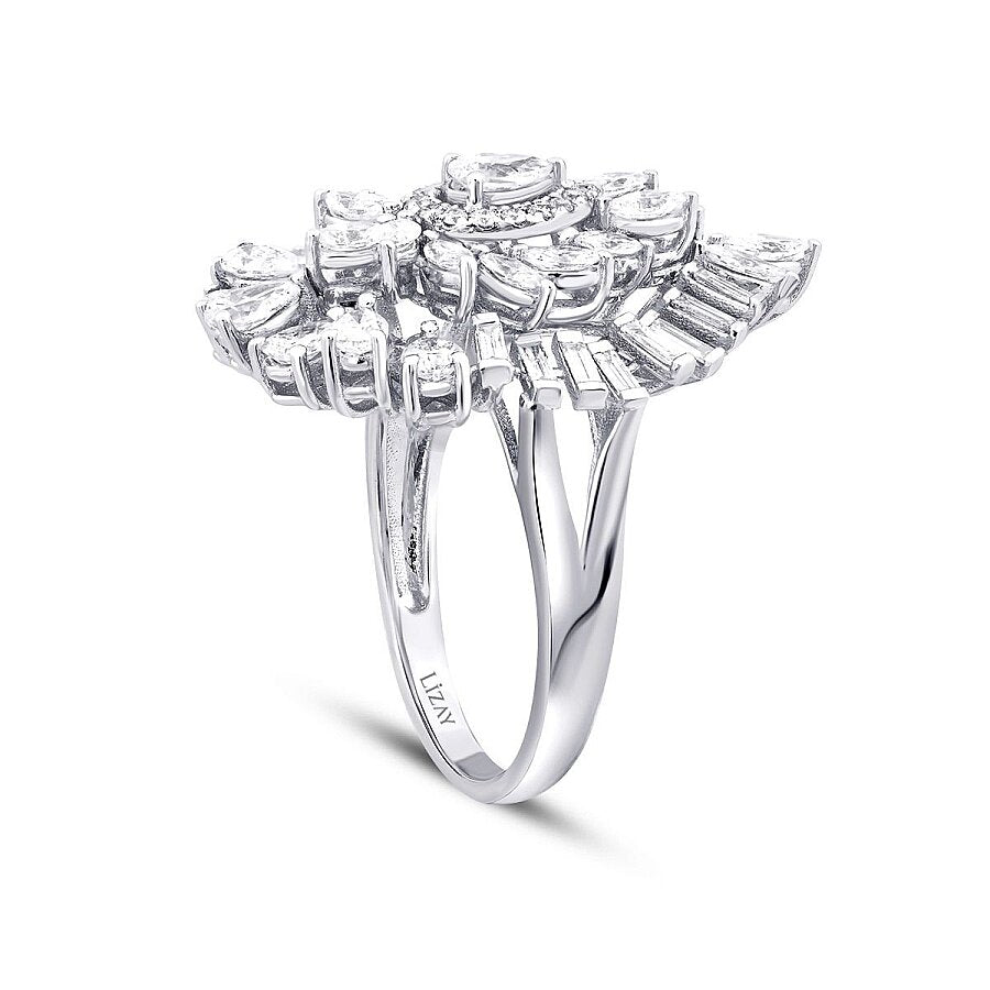 1,91 Carat Diamond Baguette Stone Pear Ring