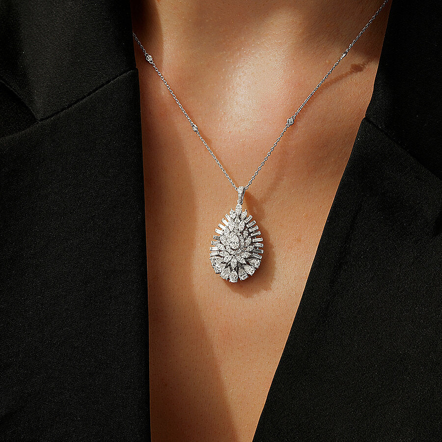 2,40 Carat Diamond Baguette Stone Pear Necklace