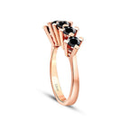 1,08 Carat Black Stone Five Stone Ring