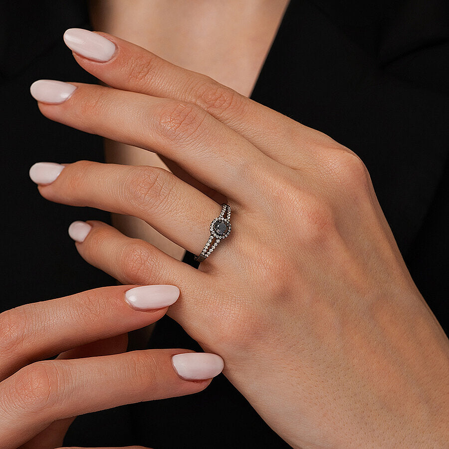 0,58 Carat Diamond Black Stone Ring
