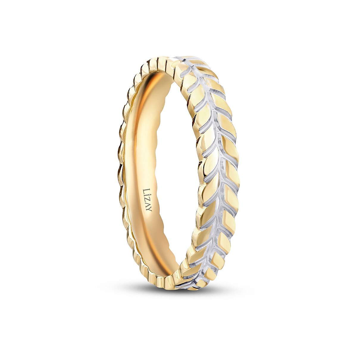 Men's Patterned Gold Wedding Band