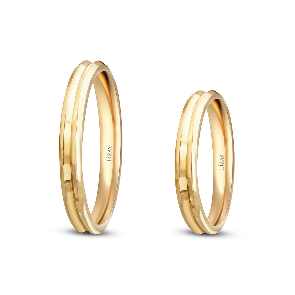 His and Hers Design Gold Wedding Band Set