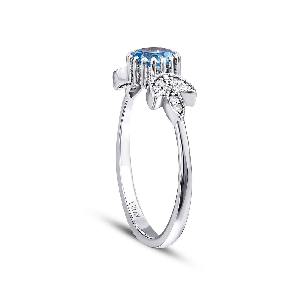 0,63 Carat Diamond Blue Topaz Ring