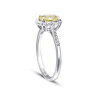 0,89 Carat Diamond Colored Stone Ring