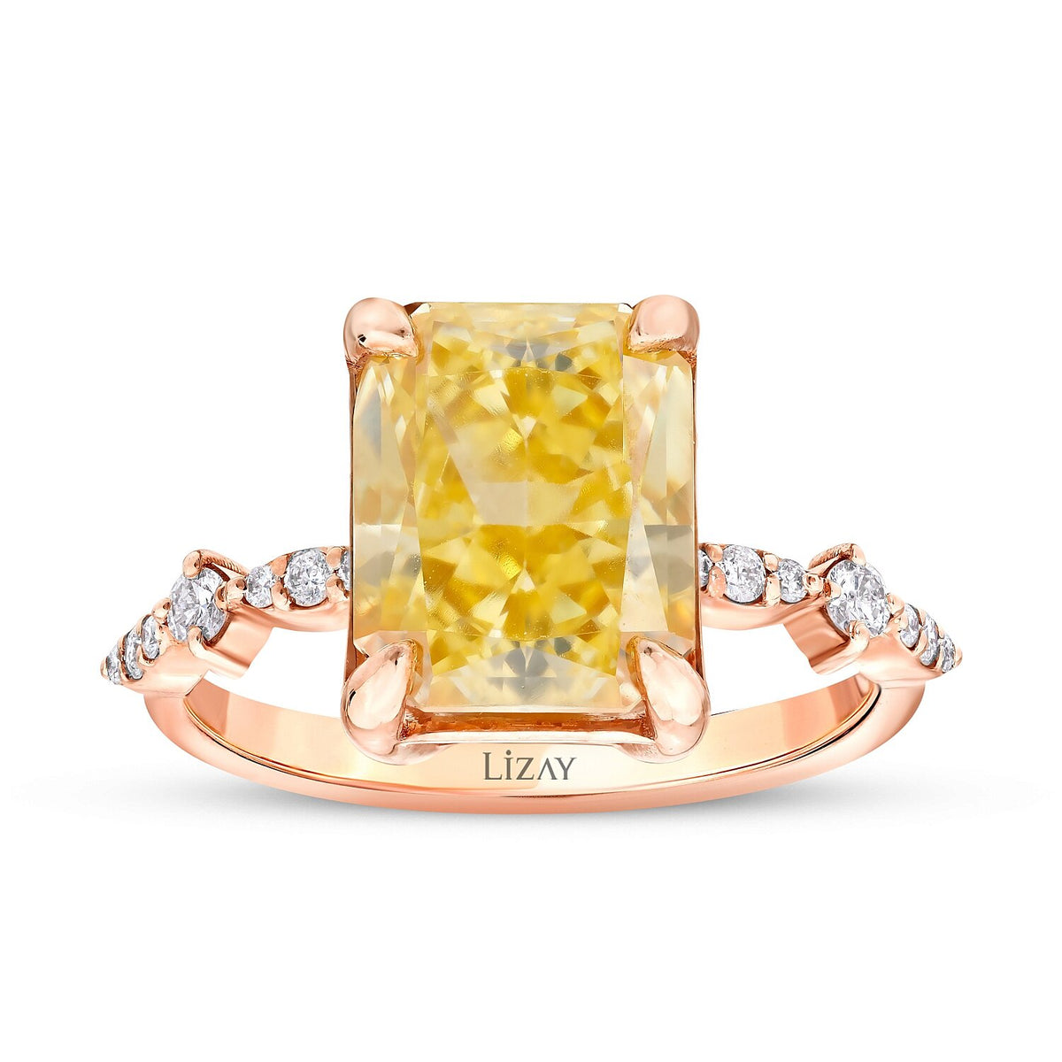 7,37 Carat Diamond Colored Stone Ring
