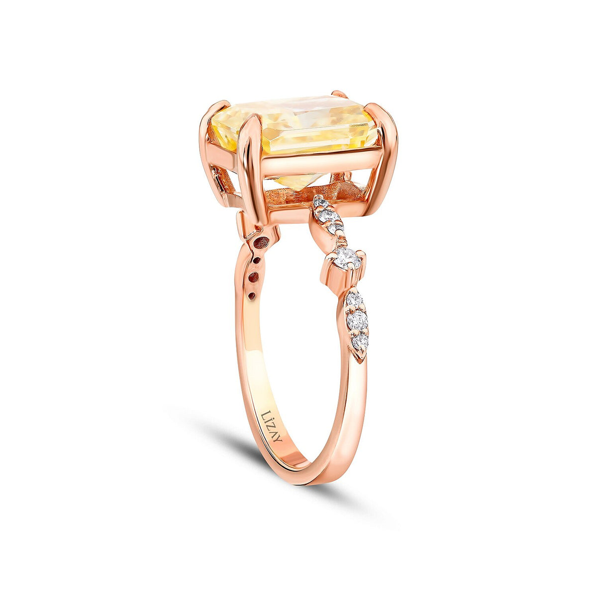 7,37 Carat Diamond Colored Stone Ring