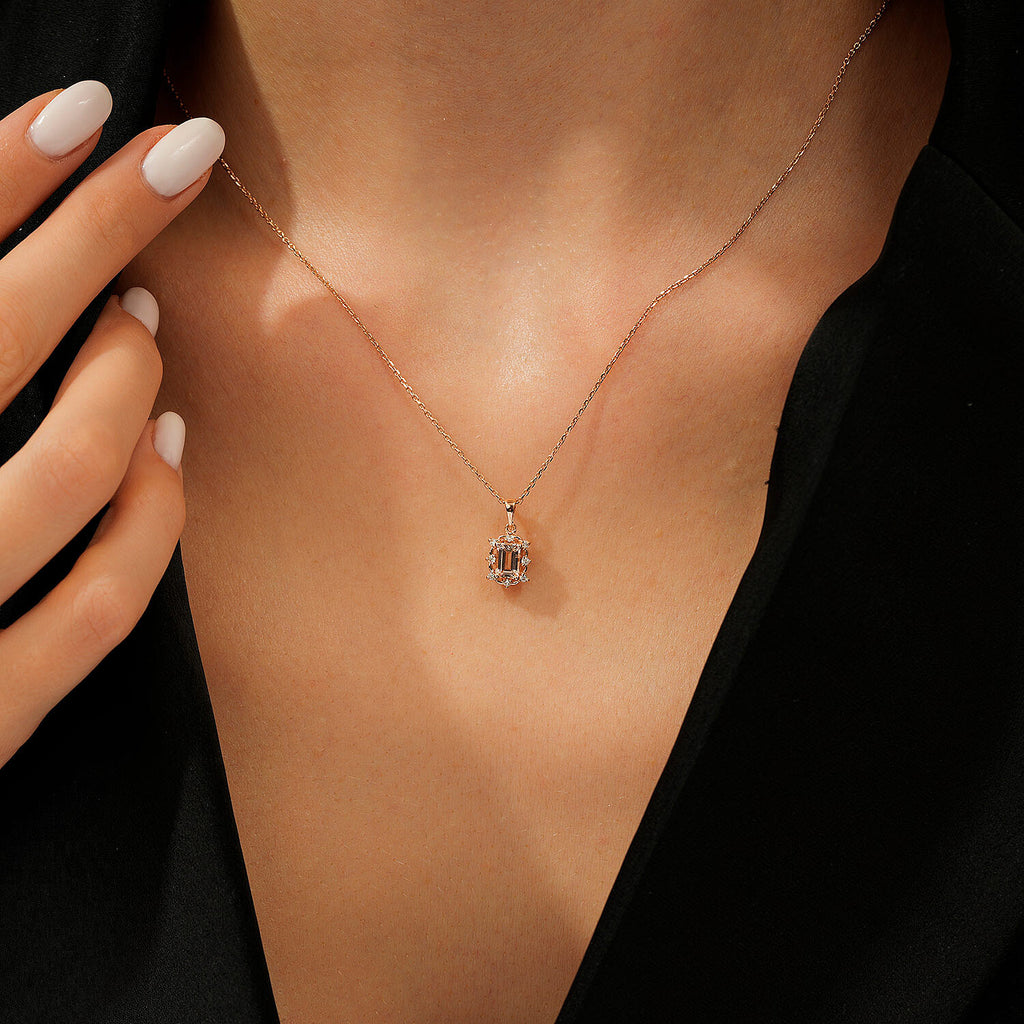 0,60 Carat Diamond Morganite Necklace