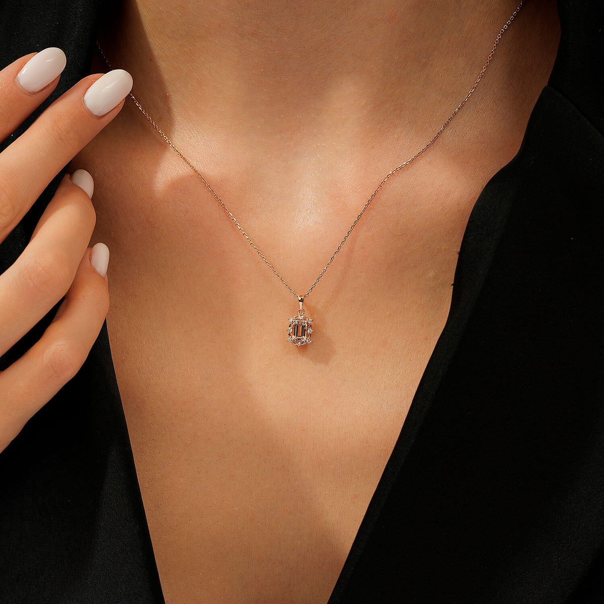 0,60 Carat Diamond Morganite Necklace