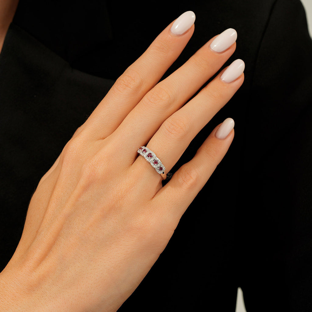 0,50 Carat Diamond Ruby Ring