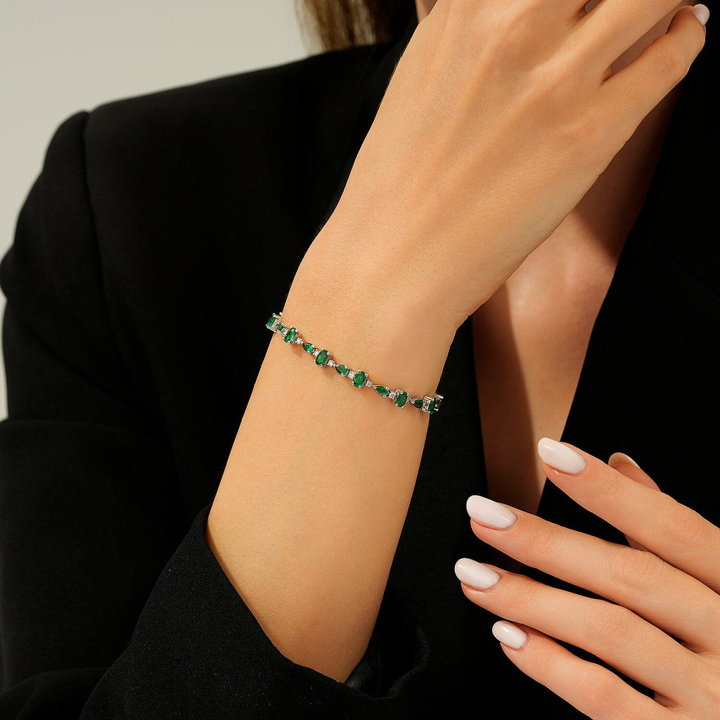 5,28 Carat Diamond Emerald Bracelet