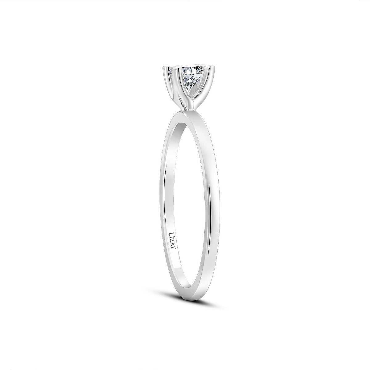 0,30 Carat Diamond Round Solitaire Engagement Ring