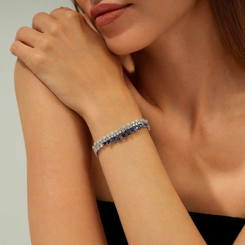 11,97 Carat Diamond Sapphire Bracelet