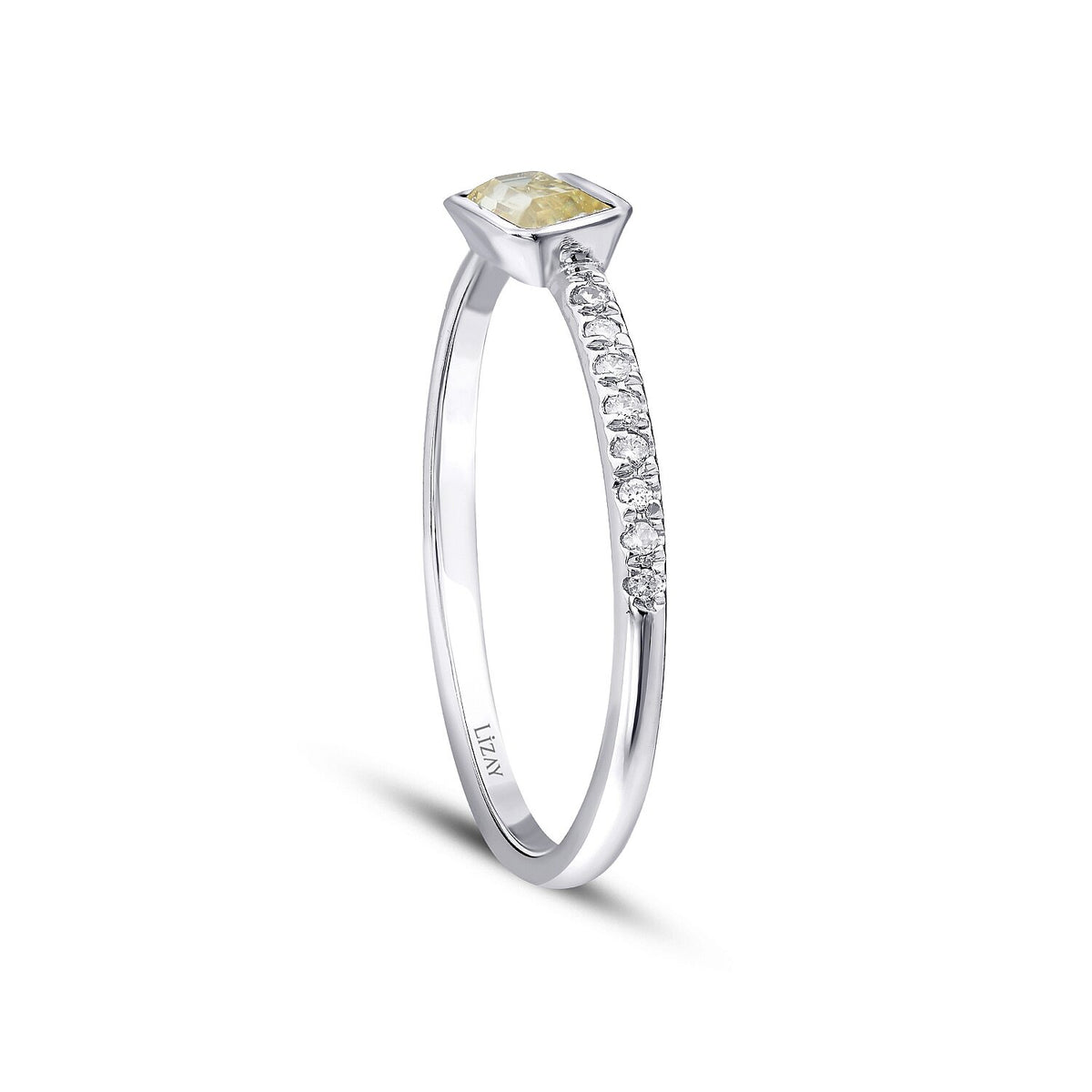 0,52 Carat Diamond Fancy Ring