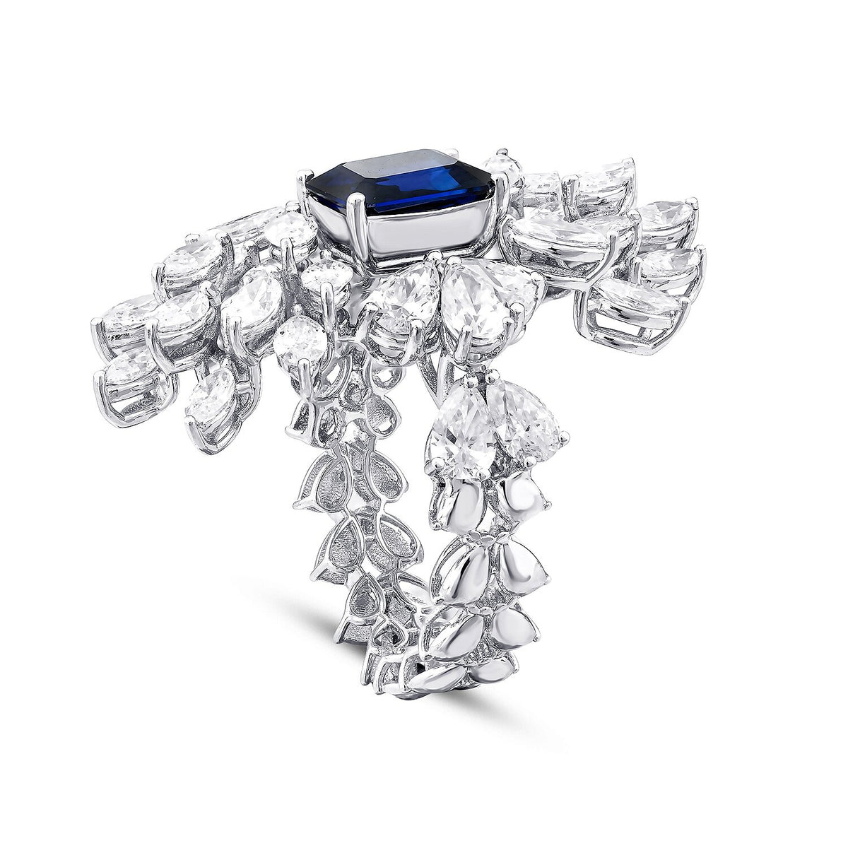 6,53 Carat Diamond Sapphire Ring