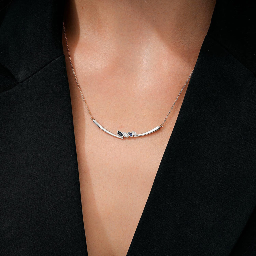0,47 Carat Diamond Sapphire Necklace