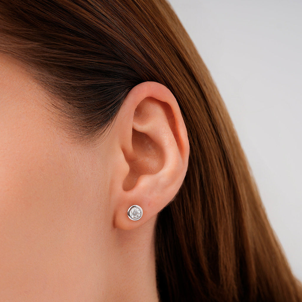 0,64 Carat Diamond Solitaire Earrings