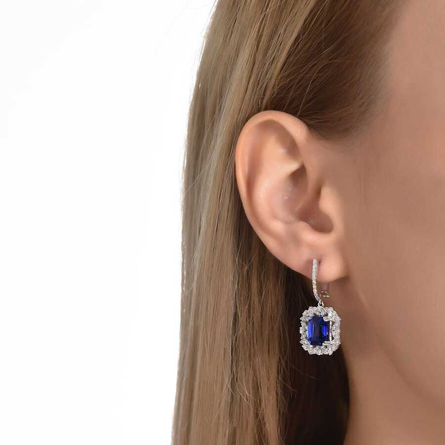 7,02 Carat Diamond Sapphire Earrings